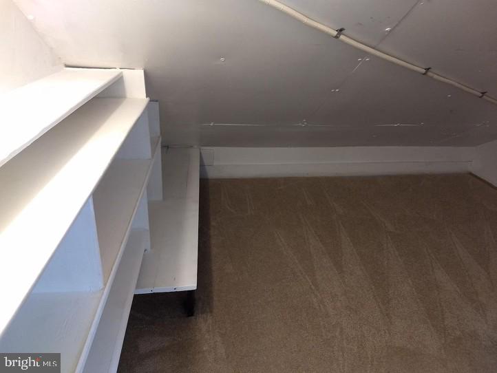 802 S Glebe Rd Property Photo 28
