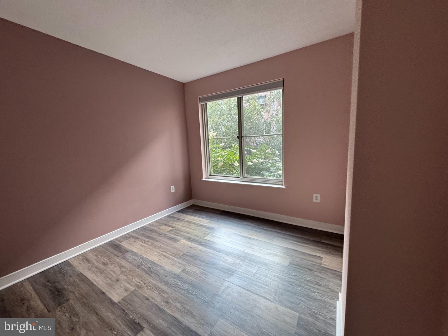 820 N Pollard St #415 Property Photo 6