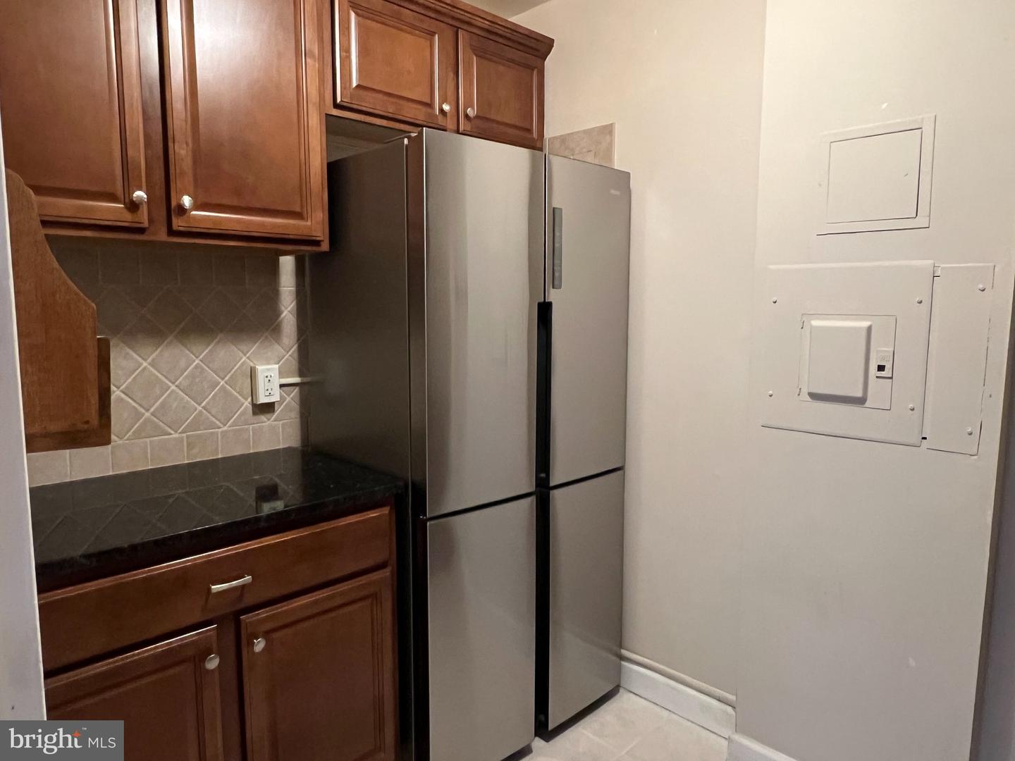 1021 Arlington Blvd #406 Property Photo 9