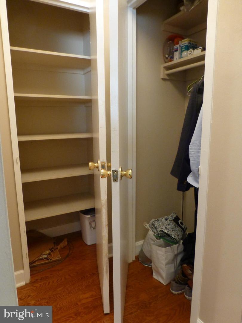 1021 Arlington Blvd #406 Property Photo 22
