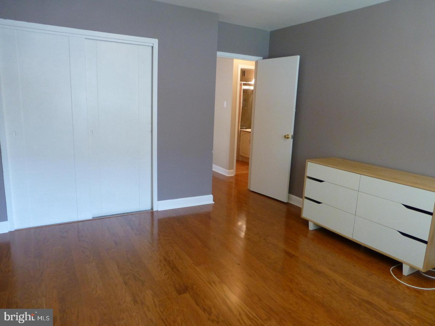 1021 Arlington Blvd #406 Property Photo 26