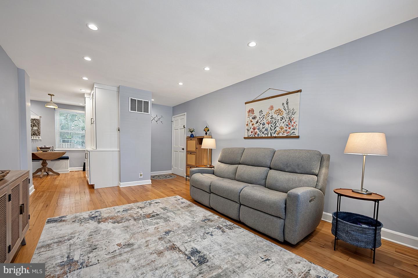 3301 S Stafford St #a1 Property Photo 8