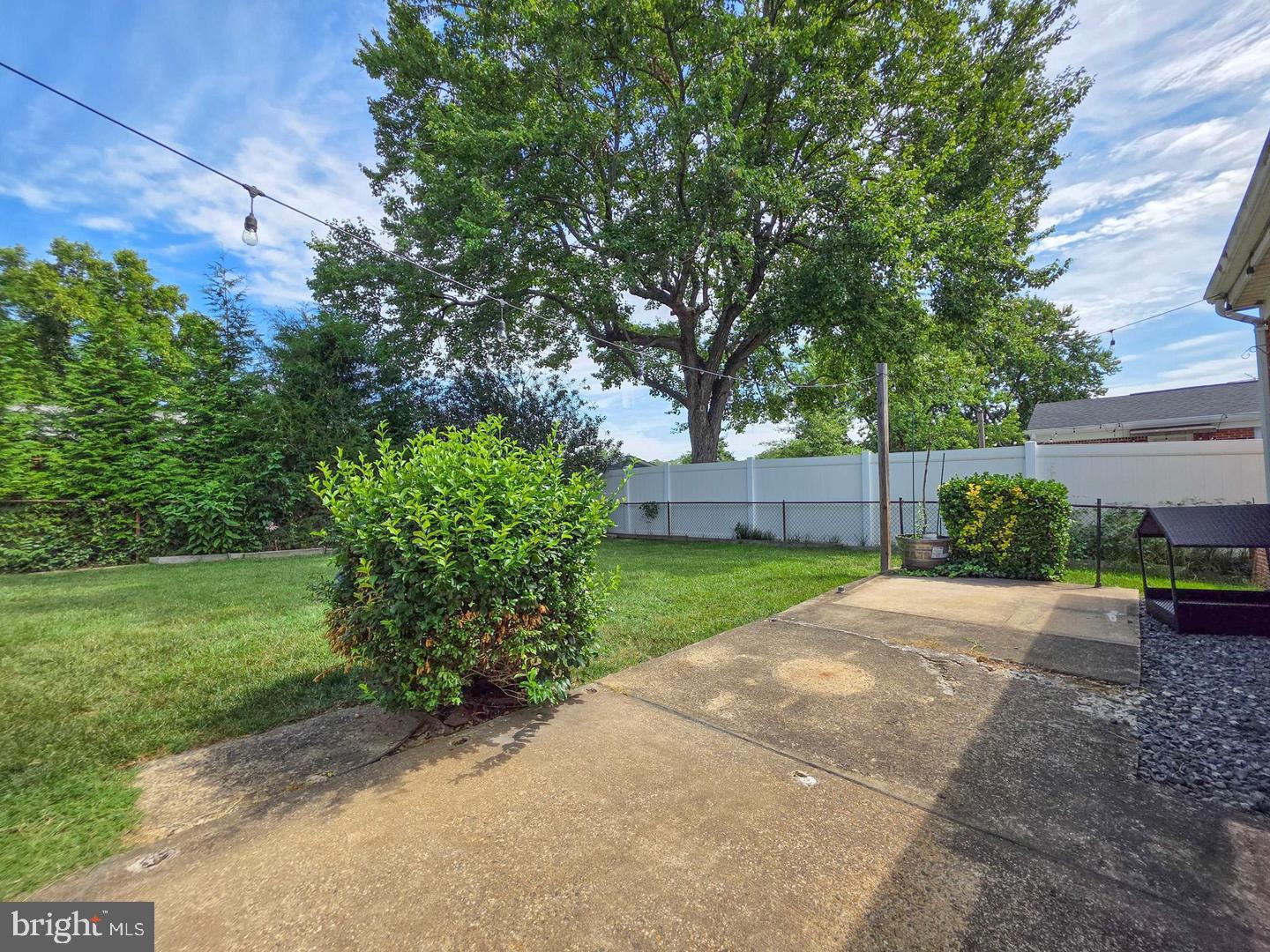 5921 Arlington Blvd Property Photo 32