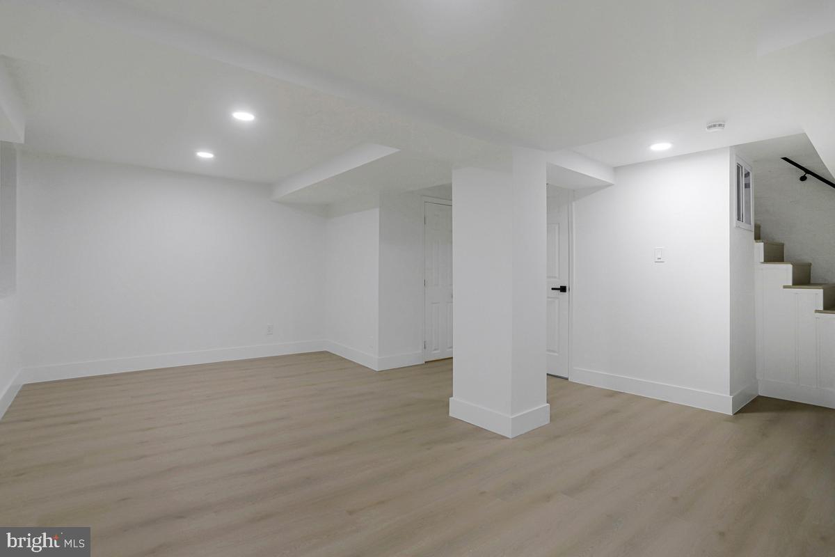 2500 Arlington Property Photo 10