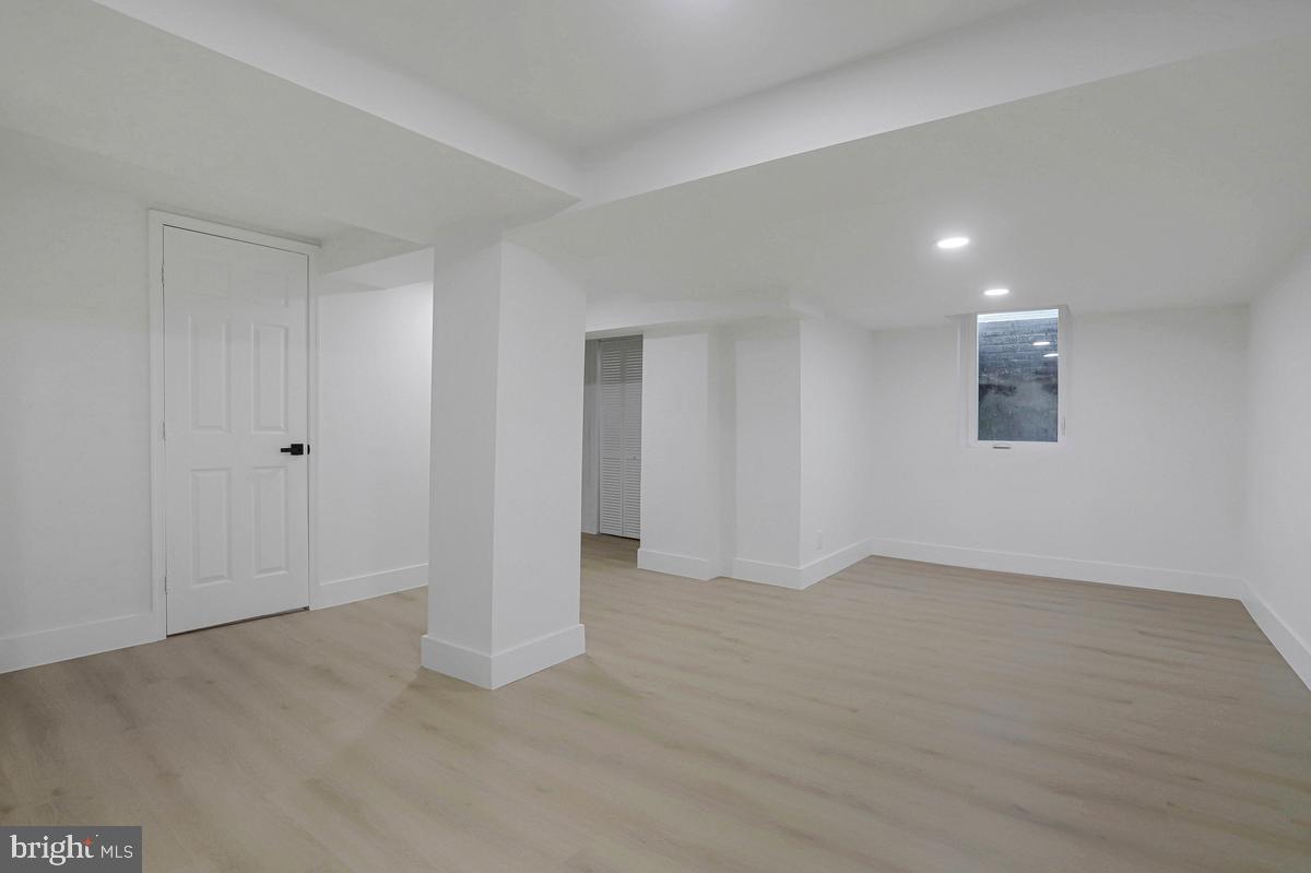 2500 Arlington Property Photo 16