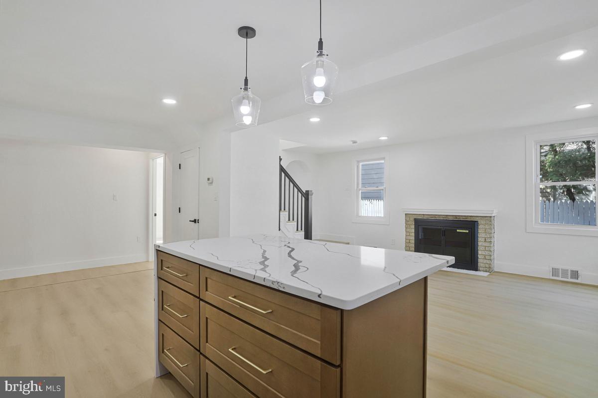 2500 Arlington Property Photo 19