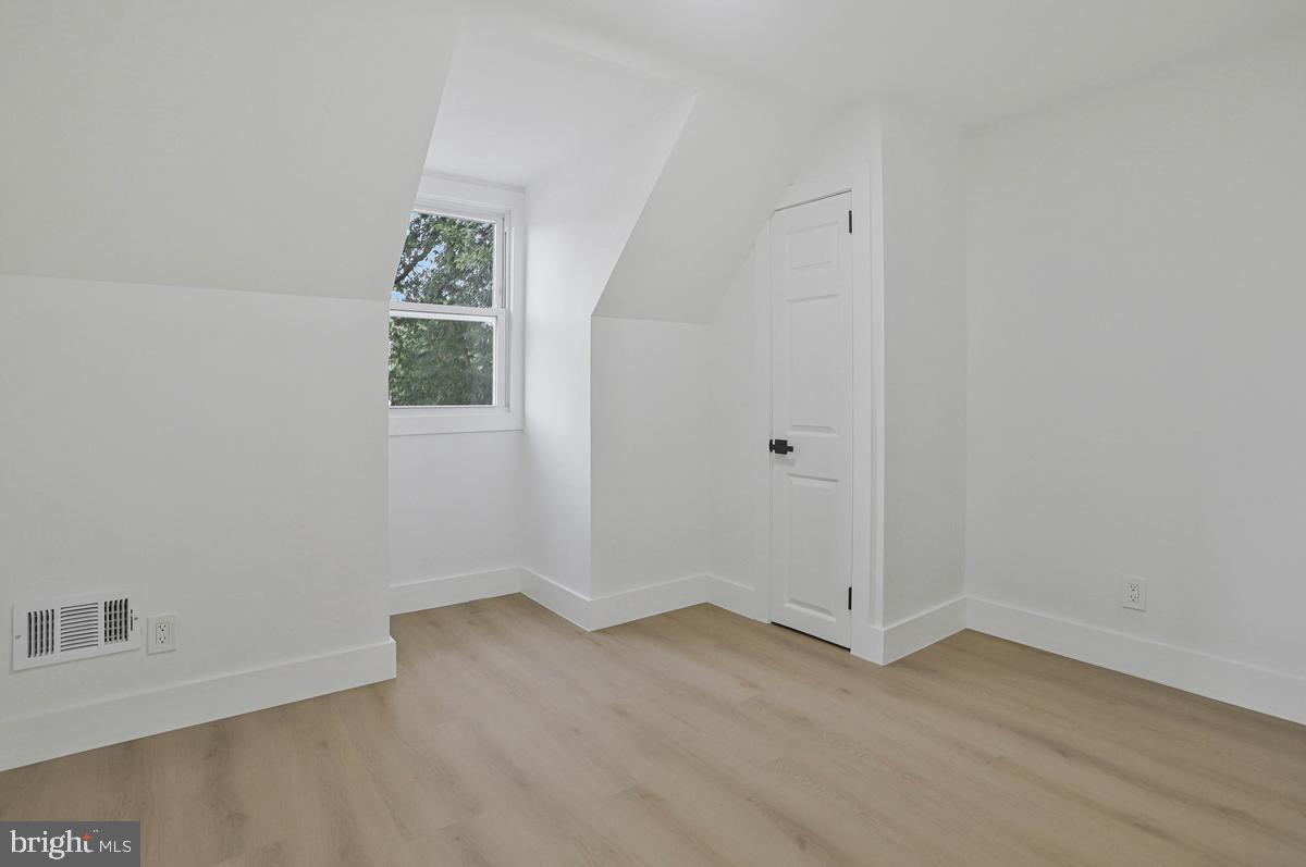 2500 Arlington Property Photo 38
