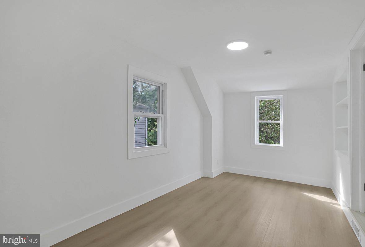 2500 Arlington Property Photo 43