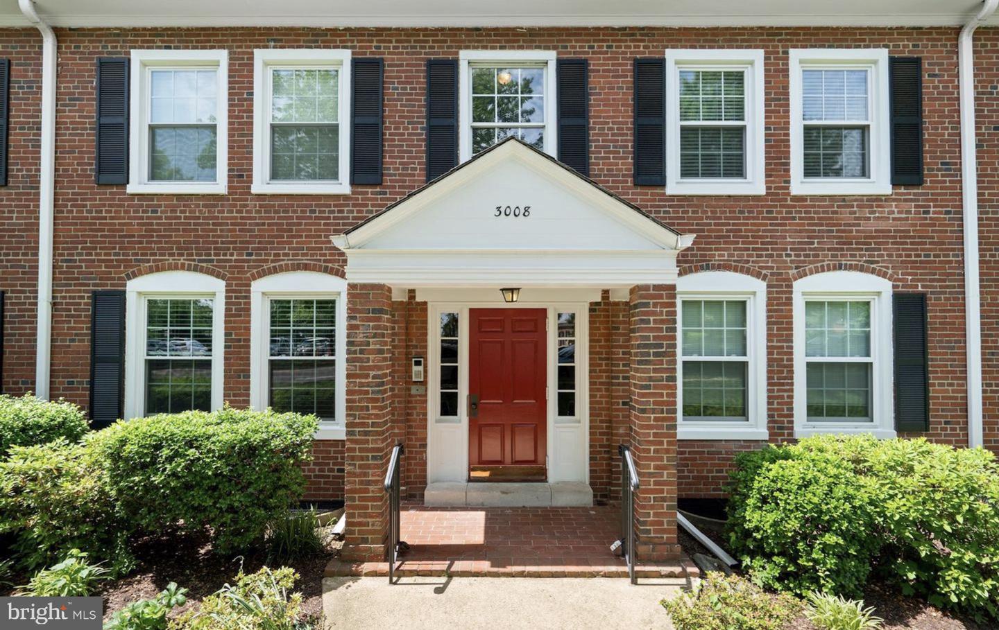 3008 S ABINGDON ST #C2 Property Photo 1