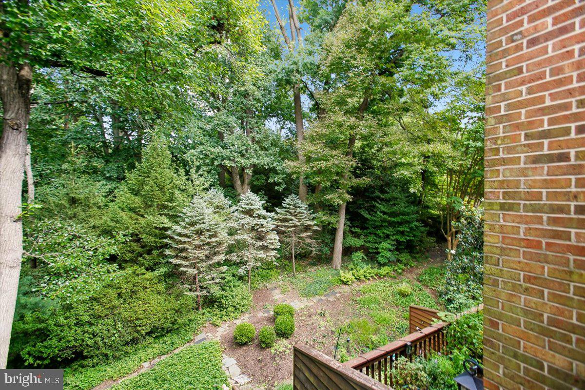 2467 N Wakefield Ct Property Photo 34