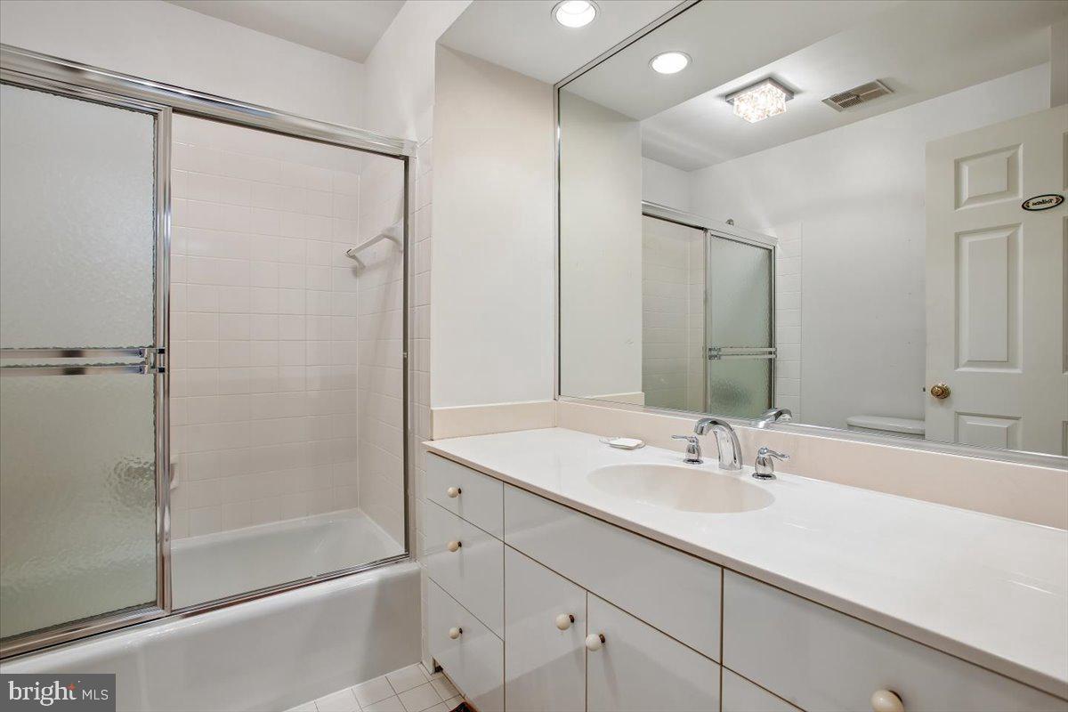 2467 N Wakefield Ct Property Photo 37