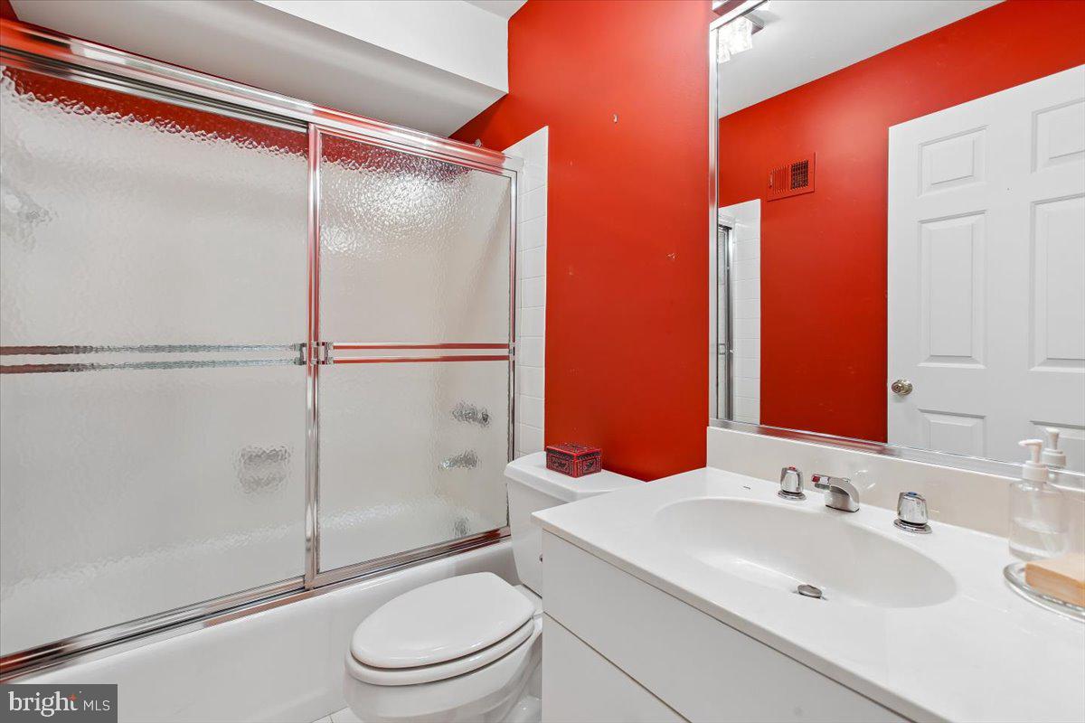 2467 N Wakefield Ct Property Photo 46