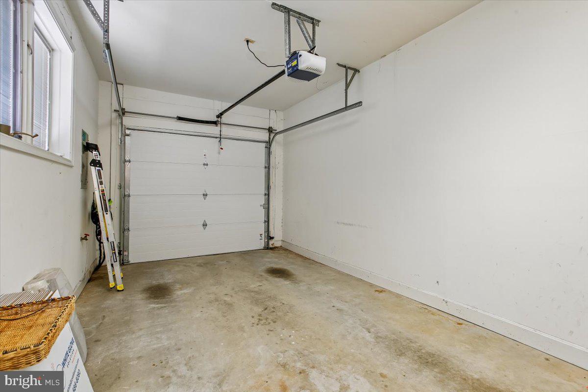 2467 N Wakefield Ct Property Photo 52
