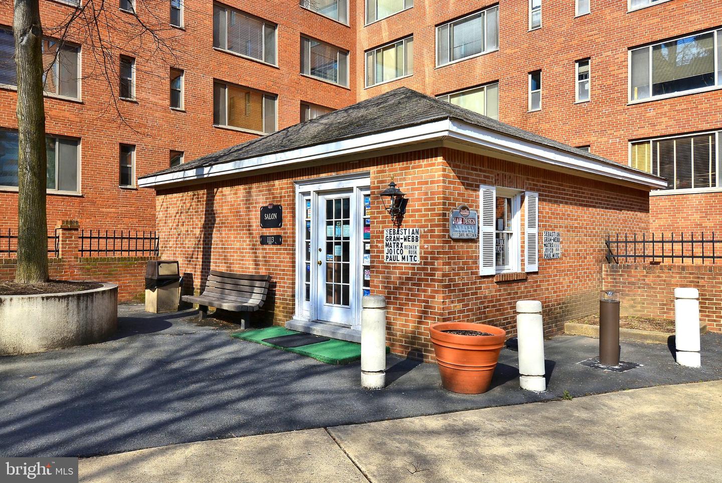 1021 Arlington Blvd Blvd #1125 Property Photo 24