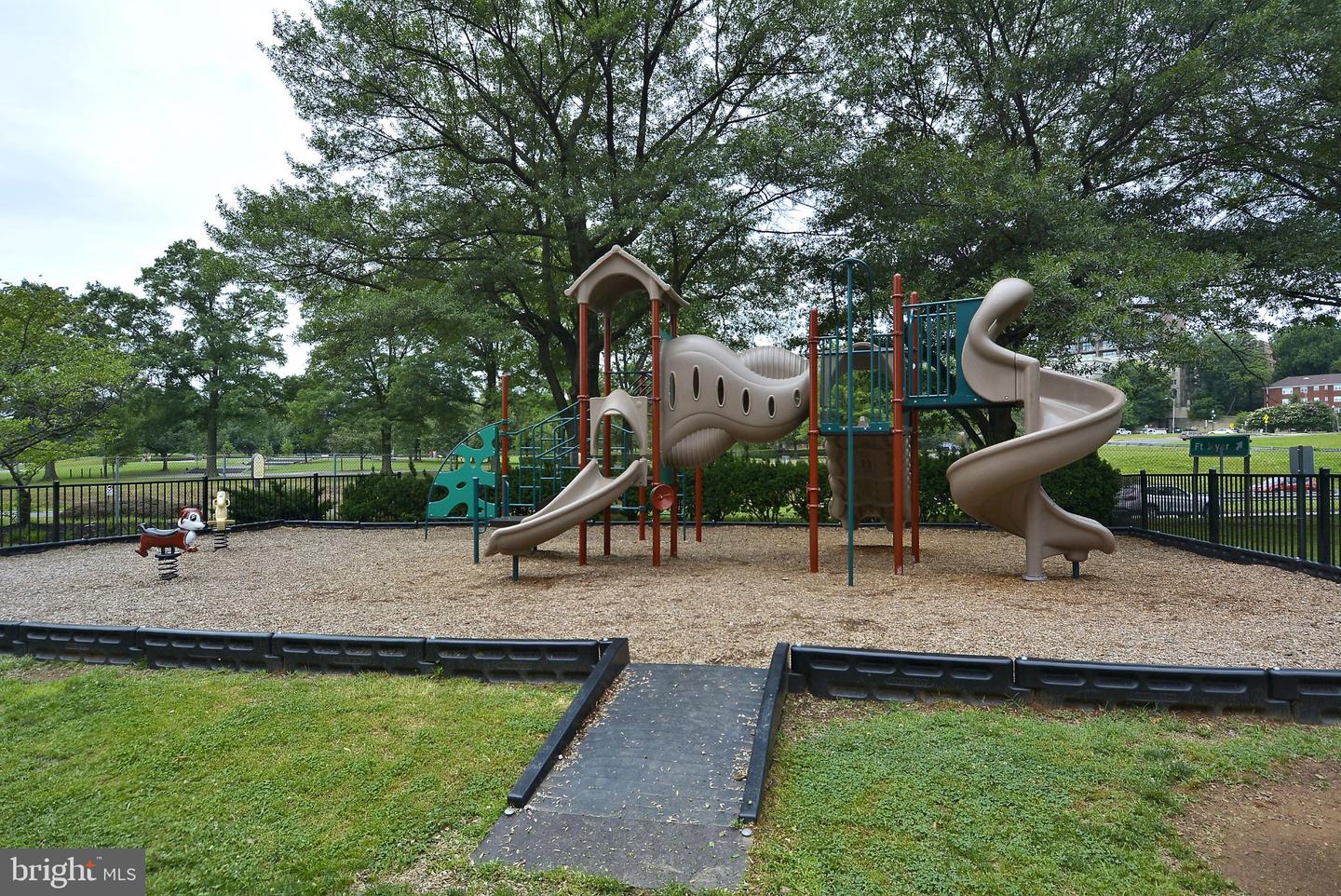 1021 Arlington Blvd Blvd #1125 Property Photo 29