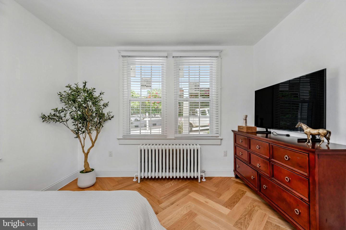 2122 N Thomas St Property Photo 21
