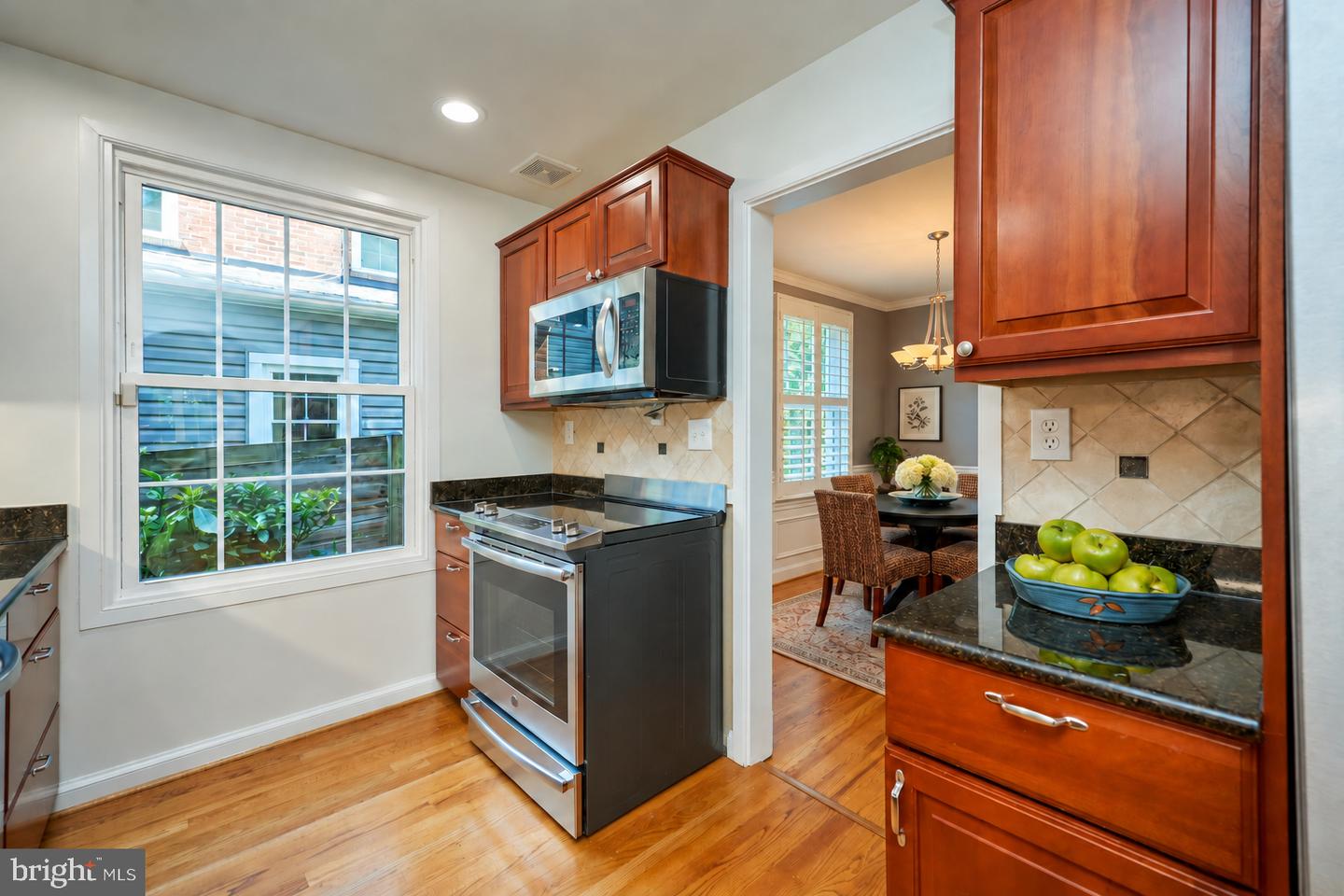 6110 Washington Blvd Property Photo 14