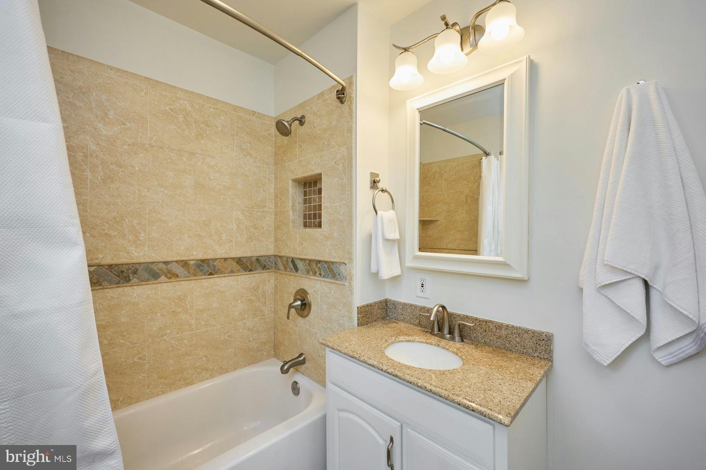 6110 Washington Blvd Property Photo 25