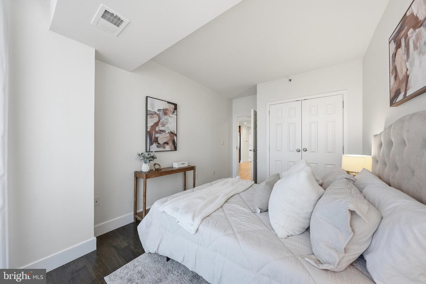 1530 Key Blvd #520 Property Photo 13
