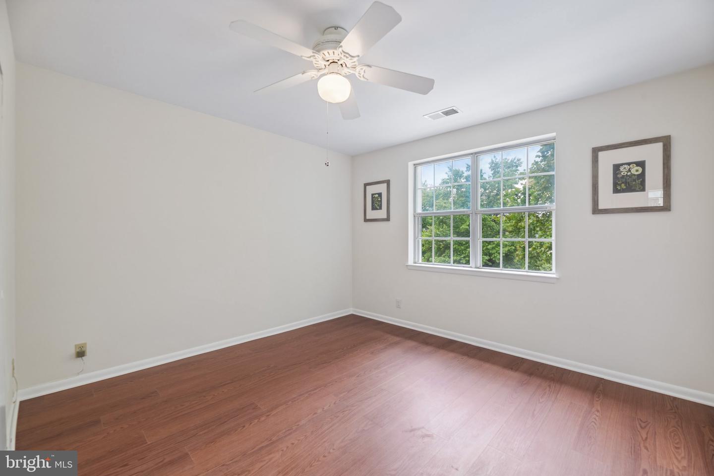 2808 S Wakefield St #c Property Photo 8