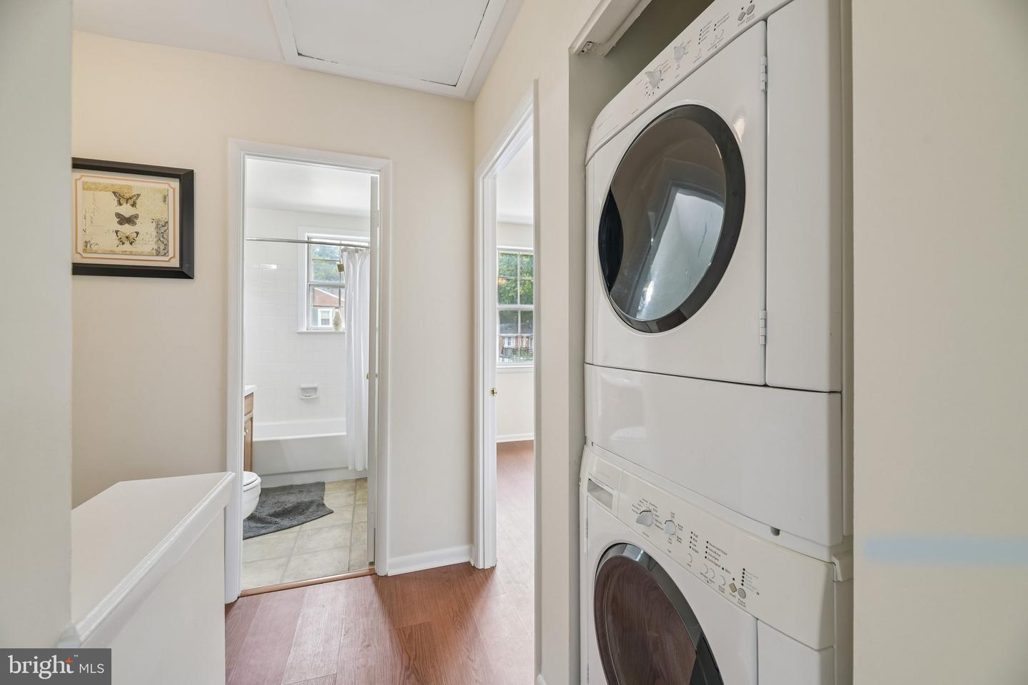 2808 S Wakefield St #c Property Photo 9