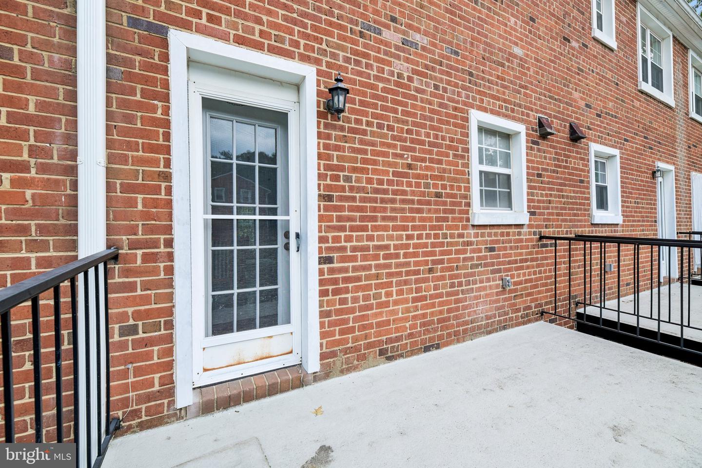 2808 S Wakefield St #c Property Photo 28