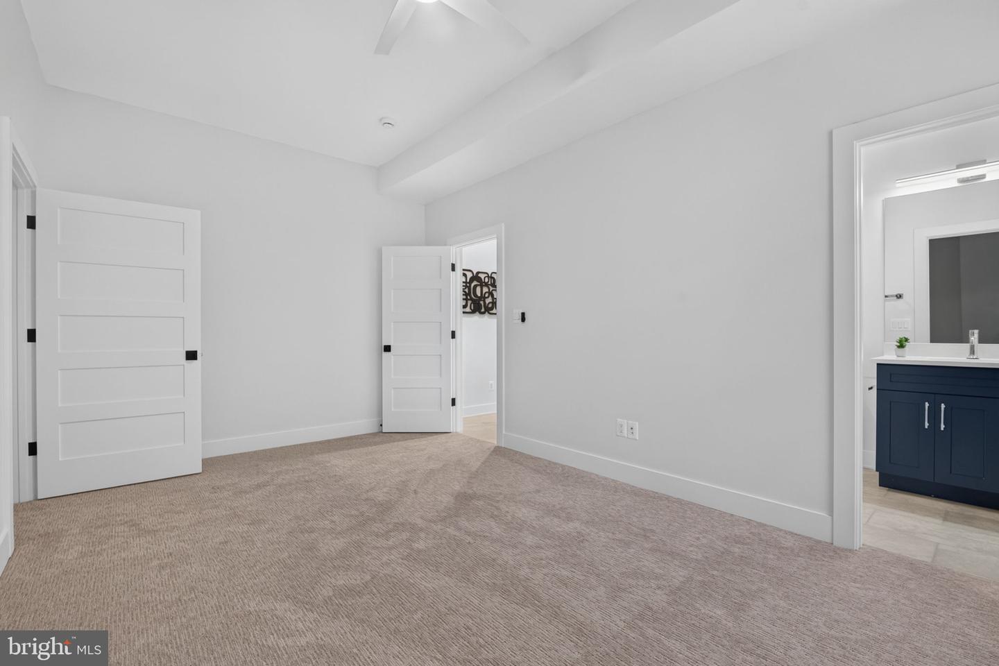 2816 N Jefferson St Property Photo 18