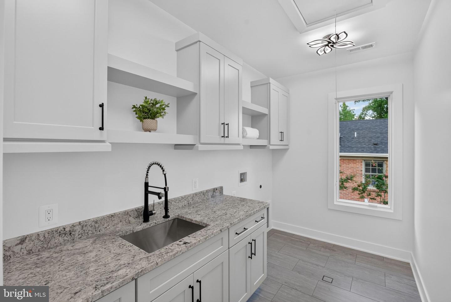 2816 N Jefferson St Property Photo 67