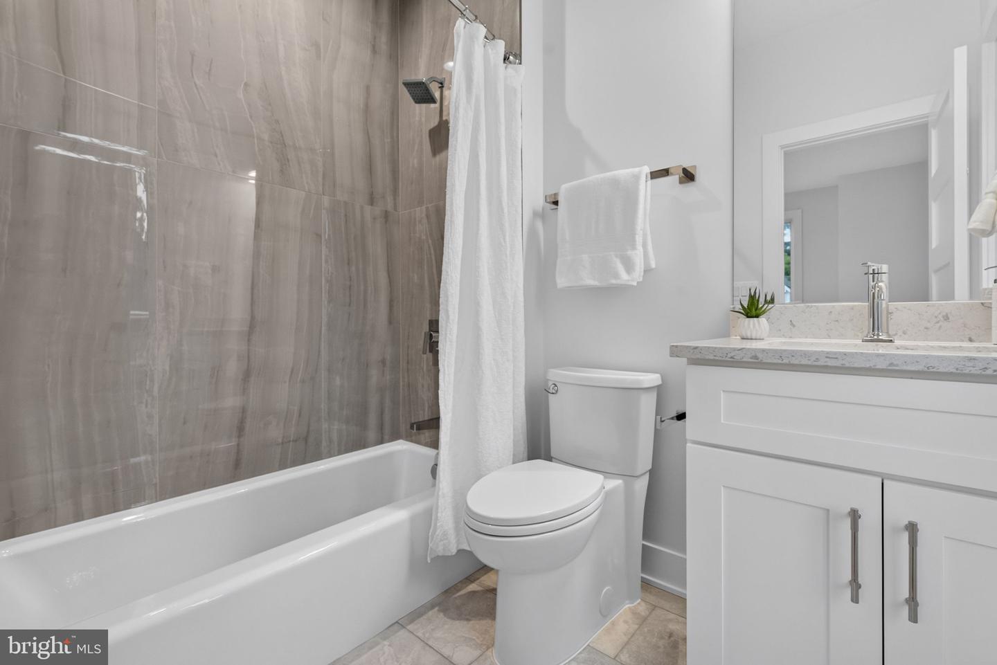 2816 N Jefferson St Property Photo 87