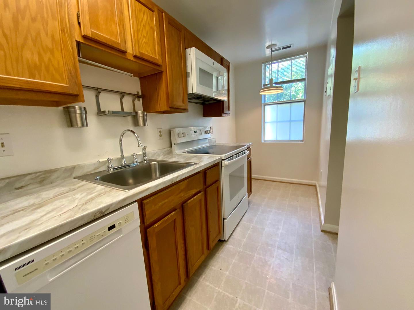 1811 Key Blvd #10526 Property Photo 7