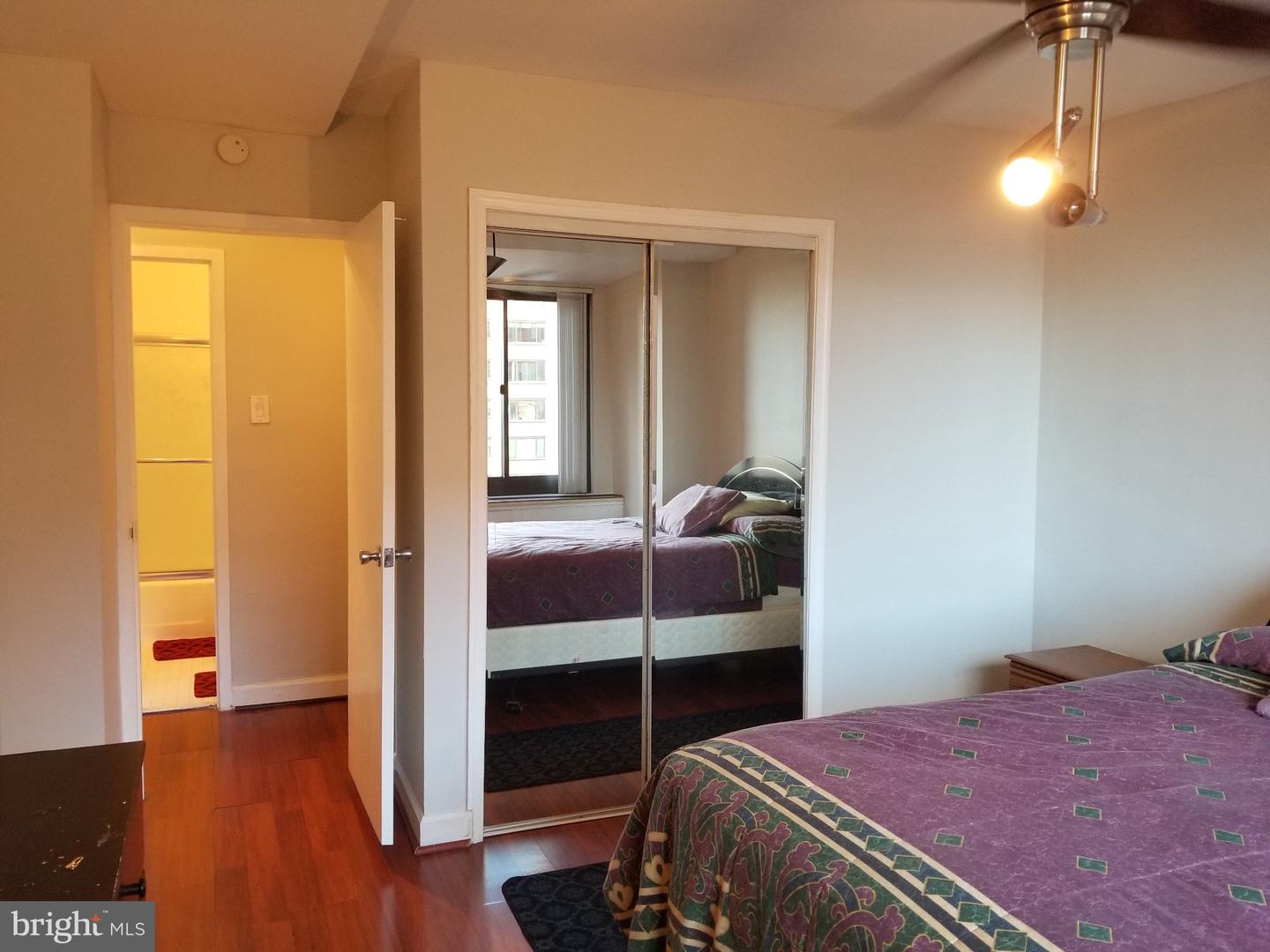 1011 Arlington Blvd #508 Property Photo 14