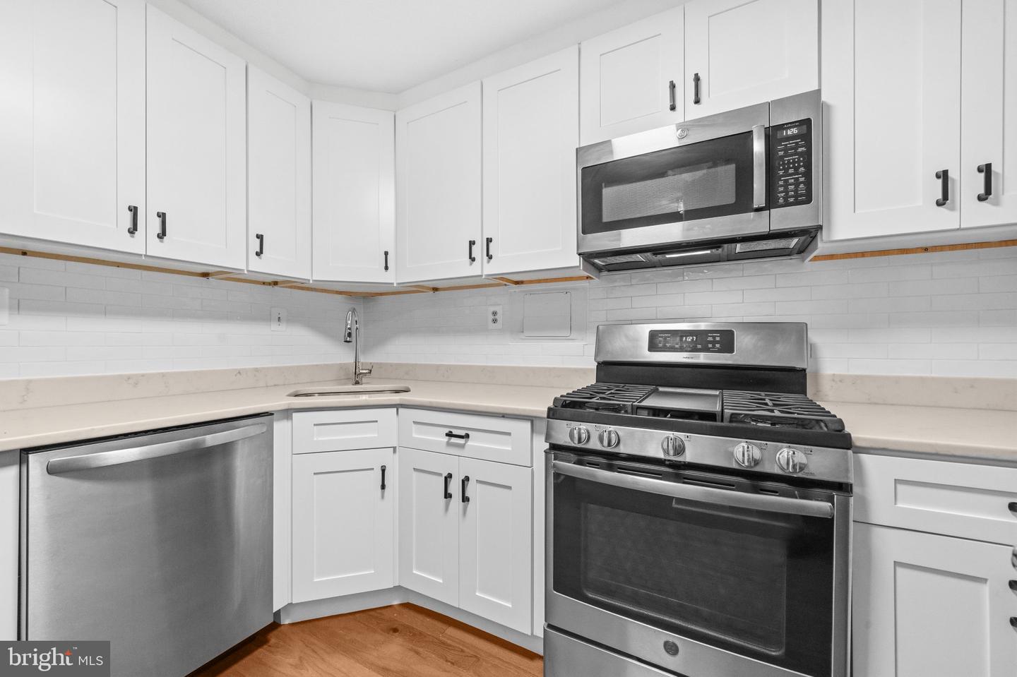 4600 S Four Mile Run Dr #822 Property Photo 12