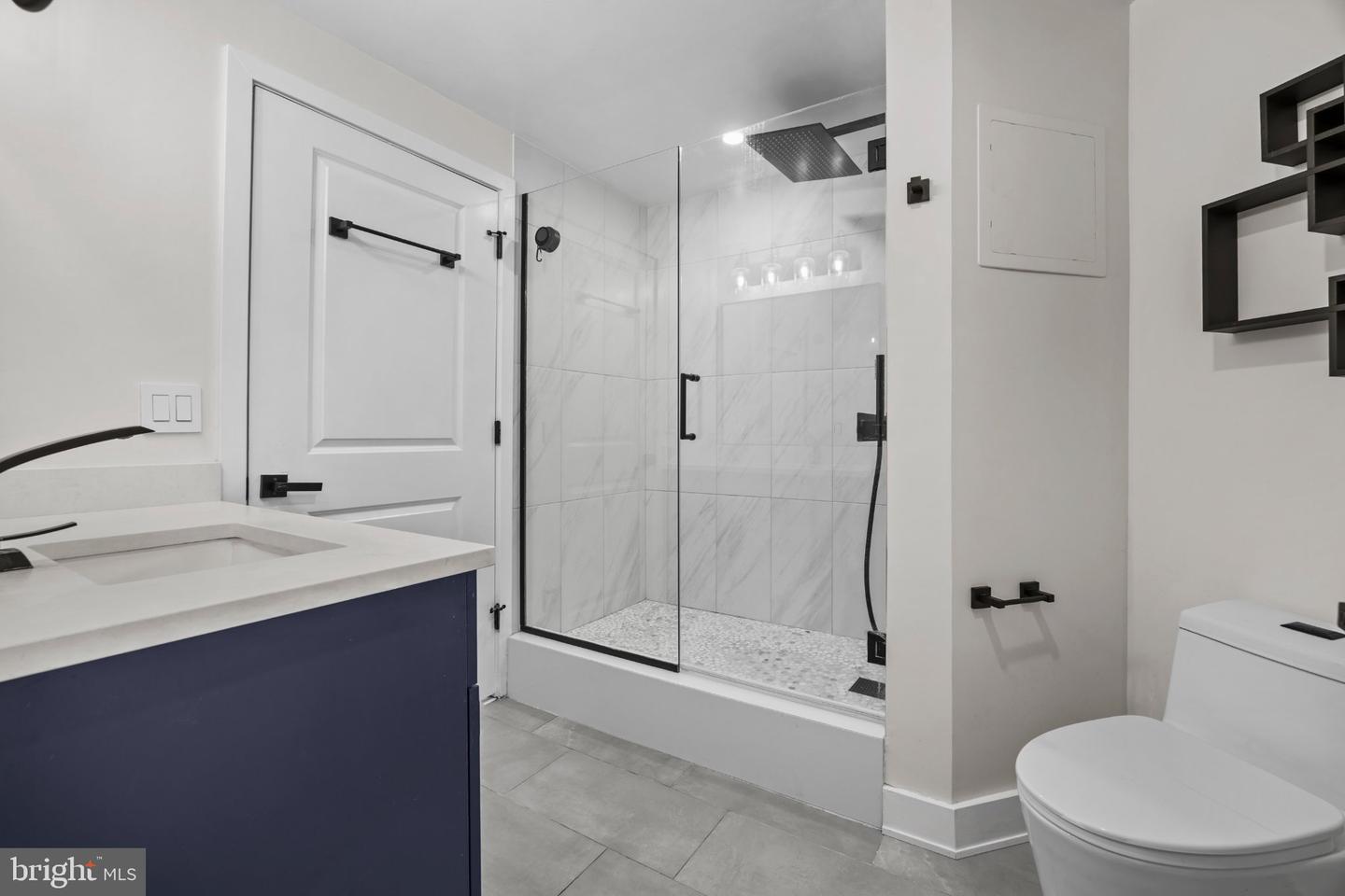 1021 N Garfield St #b38 Property Photo 24