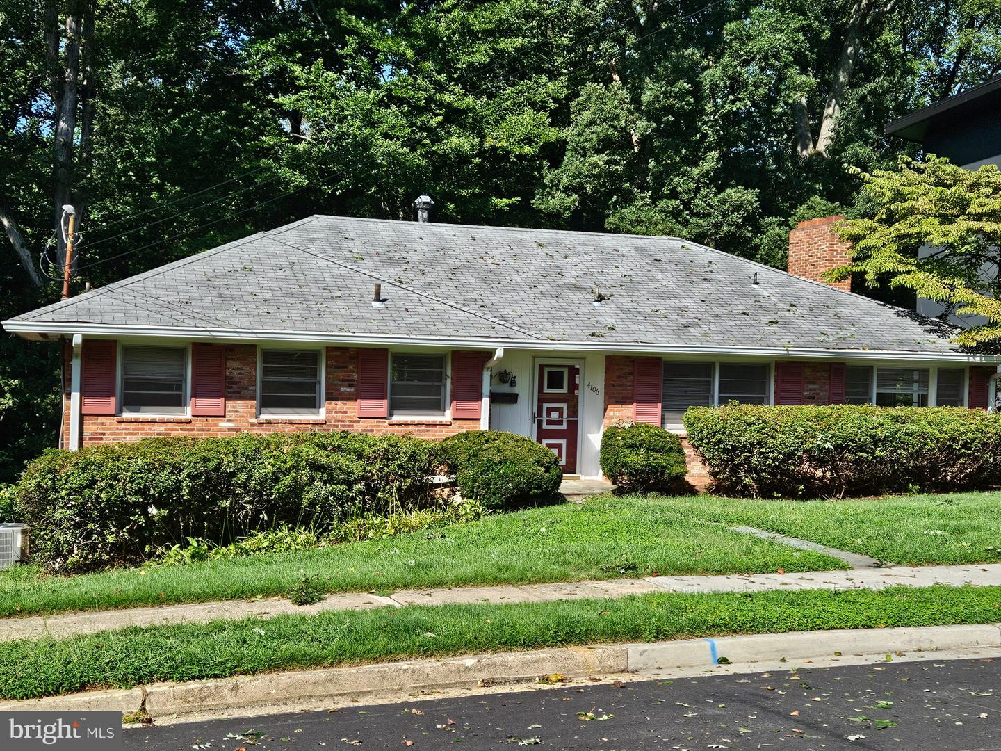4106 N Richmond St Property Photo 1