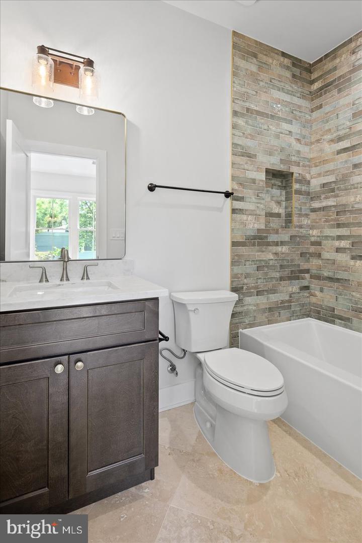5412 21st St N Property Photo 66