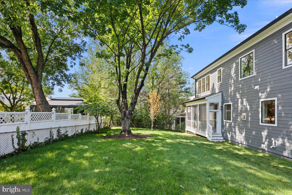 5412 21st St N Property Photo 88