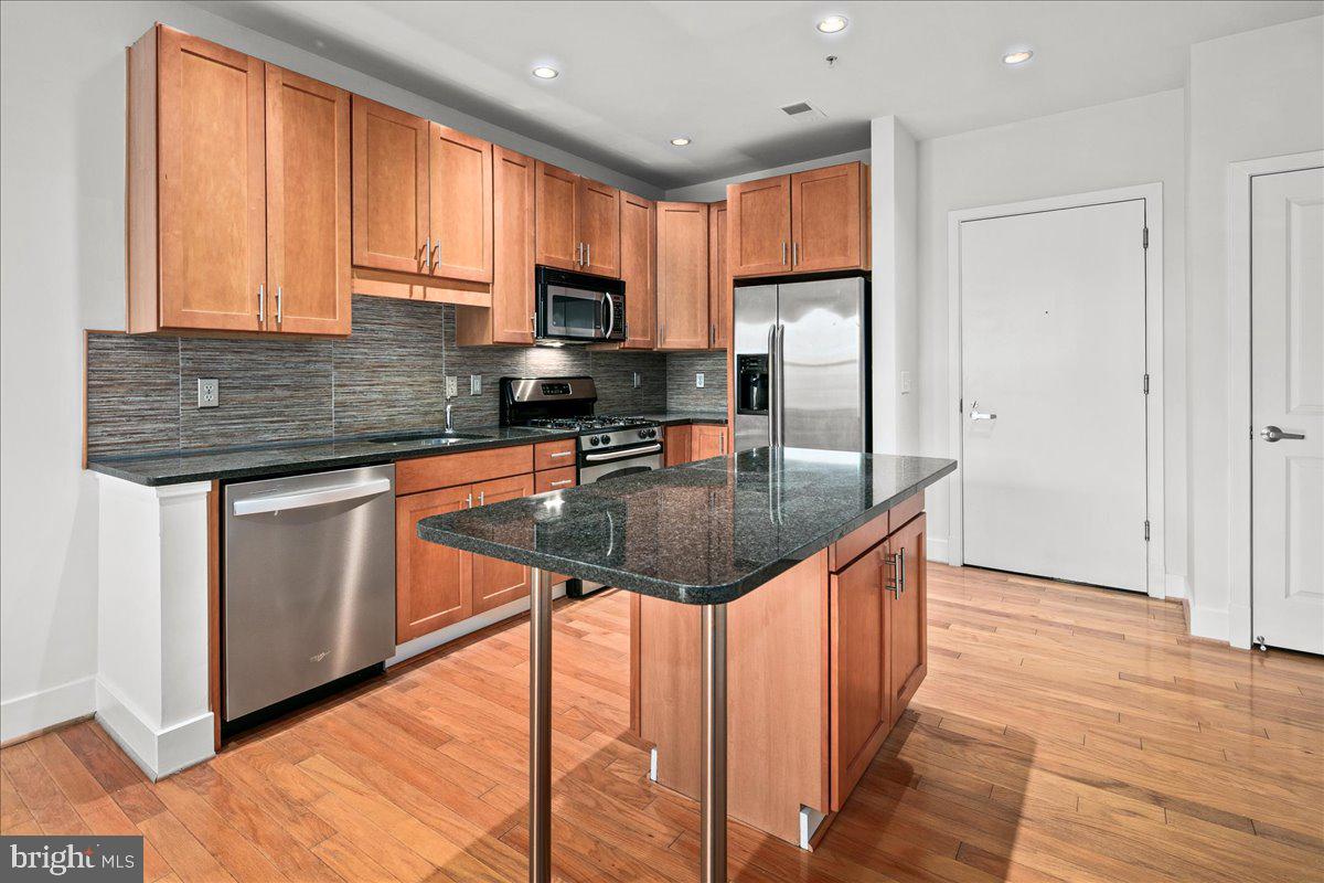 1800 Wilson Blvd #238 Property Photo 3