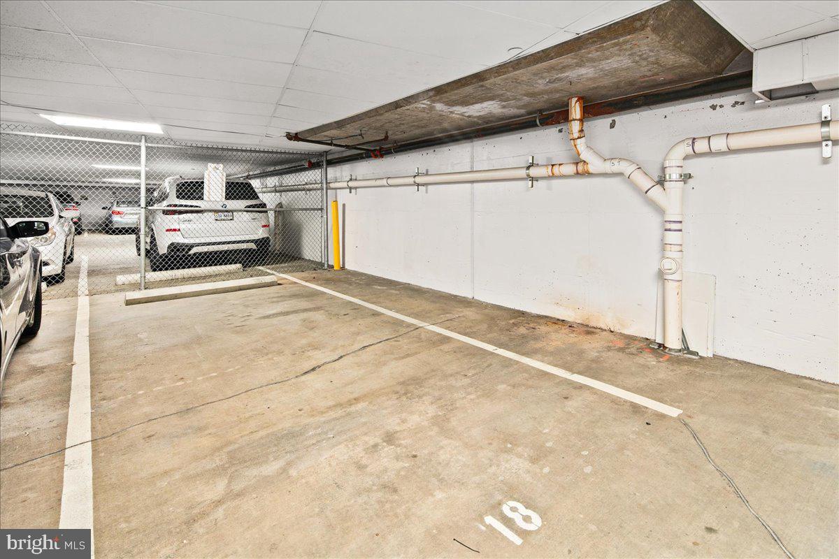 1800 Wilson Blvd #238 Property Photo 18