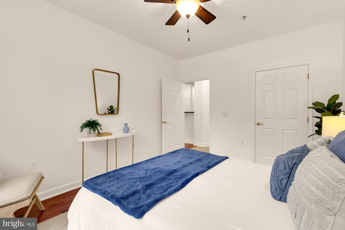 1320 N Wayne St #101 Property Photo 13