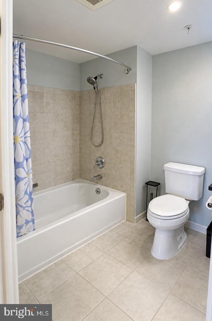 1020 Highland St #521 Property Photo 10