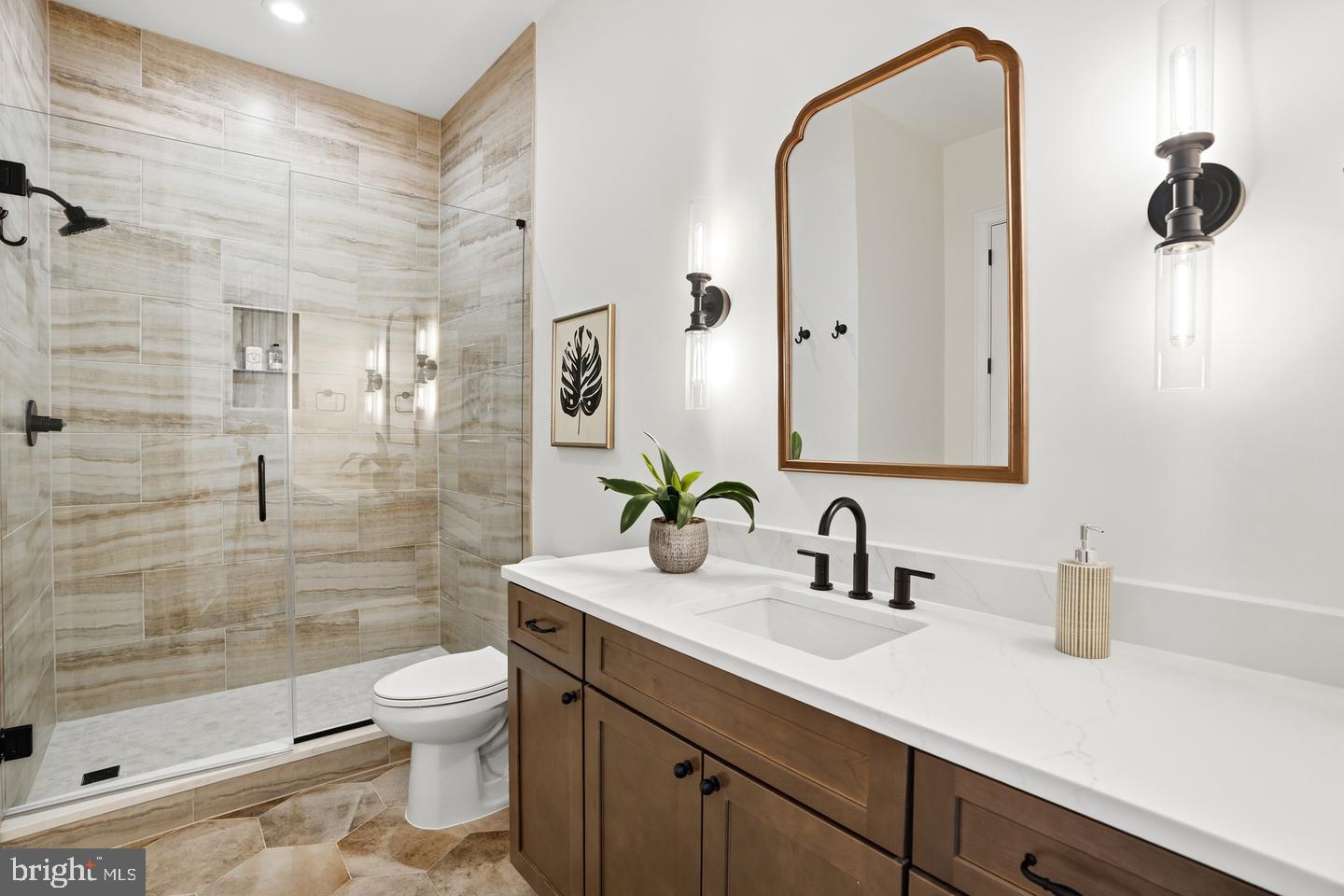 6512 Williamsburg Blvd Property Photo 11