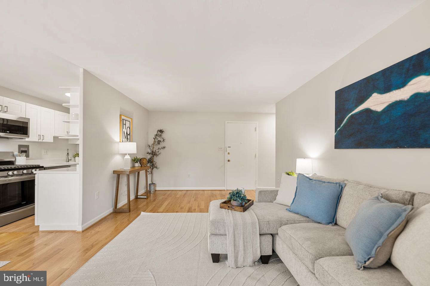 1300 S Arlington Ridge Rd S #314 Property Photo 8