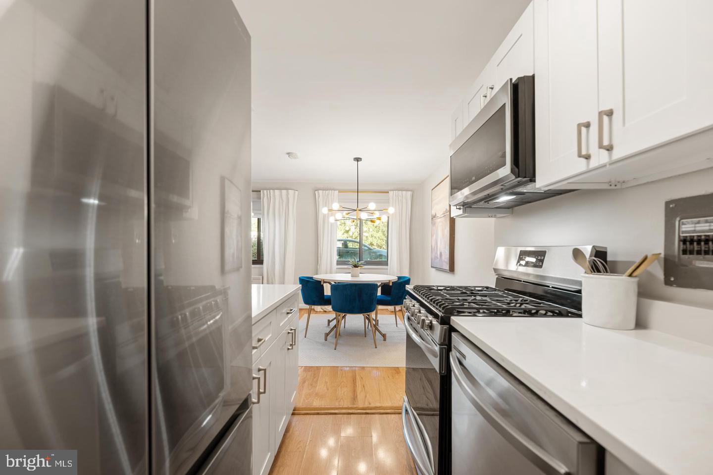 1300 S Arlington Ridge Rd S #314 Property Photo 12