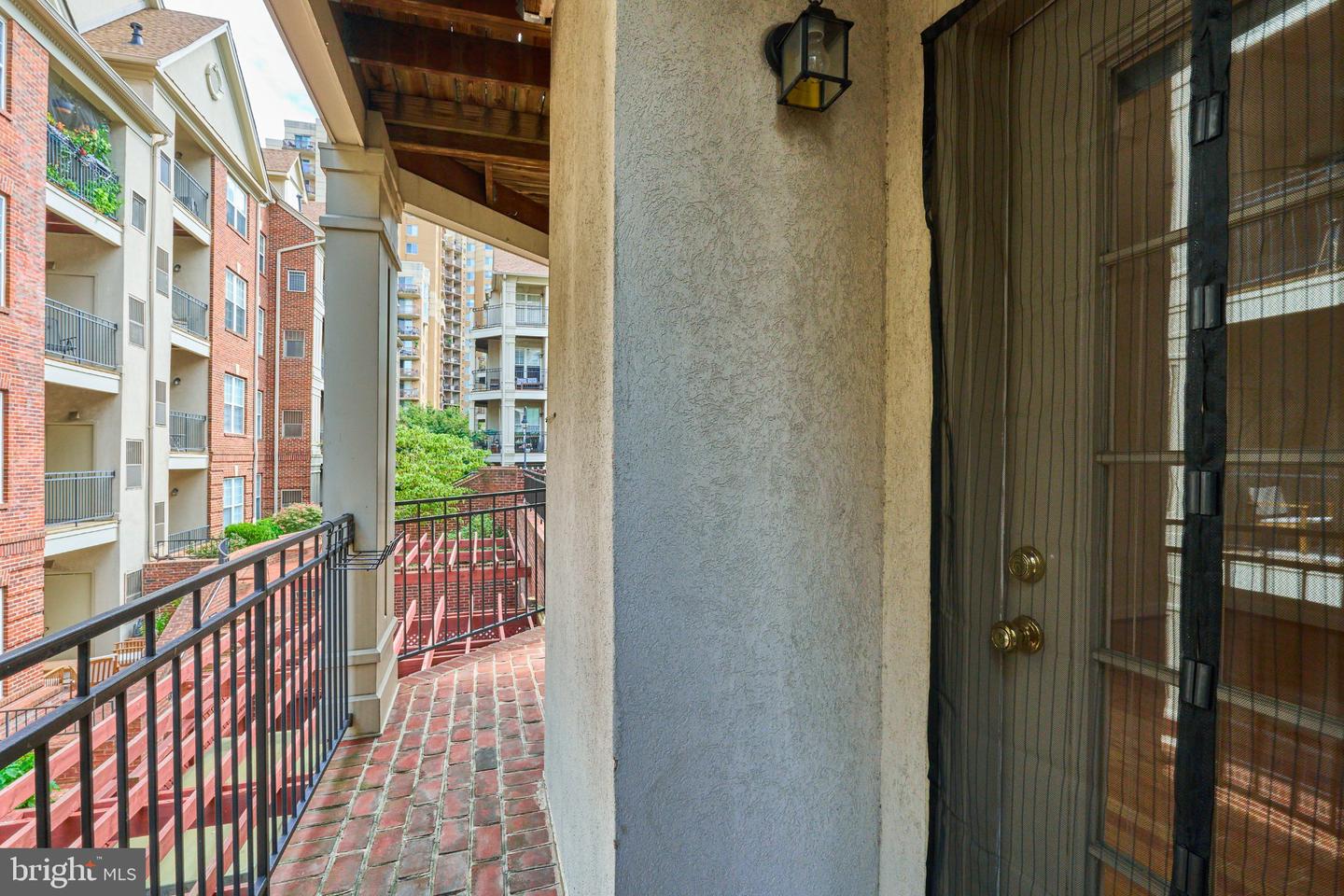 1321 N Adams Ct #106 Property Photo 17