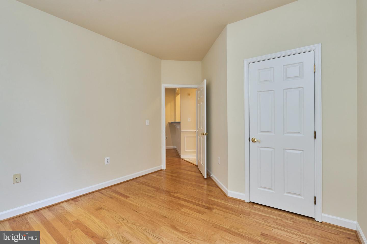 1321 N Adams Ct #106 Property Photo 20