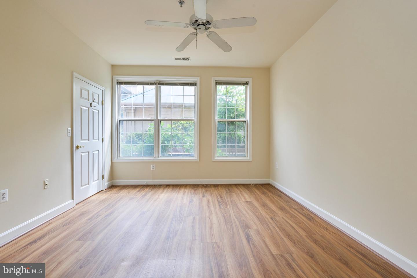 1321 N Adams Ct #106 Property Photo 24