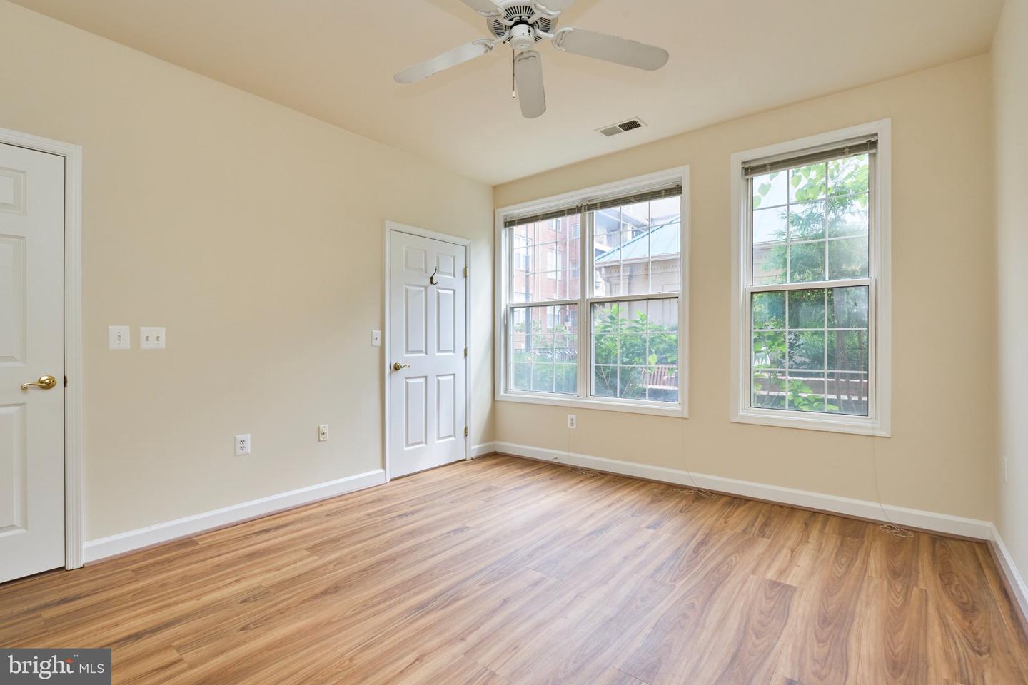 1321 N Adams Ct #106 Property Photo 26