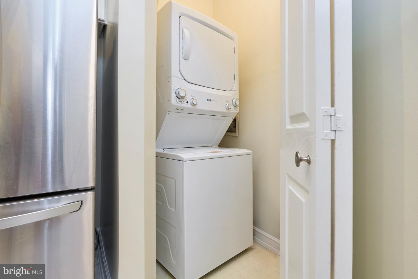 1321 N Adams Ct #106 Property Photo 27