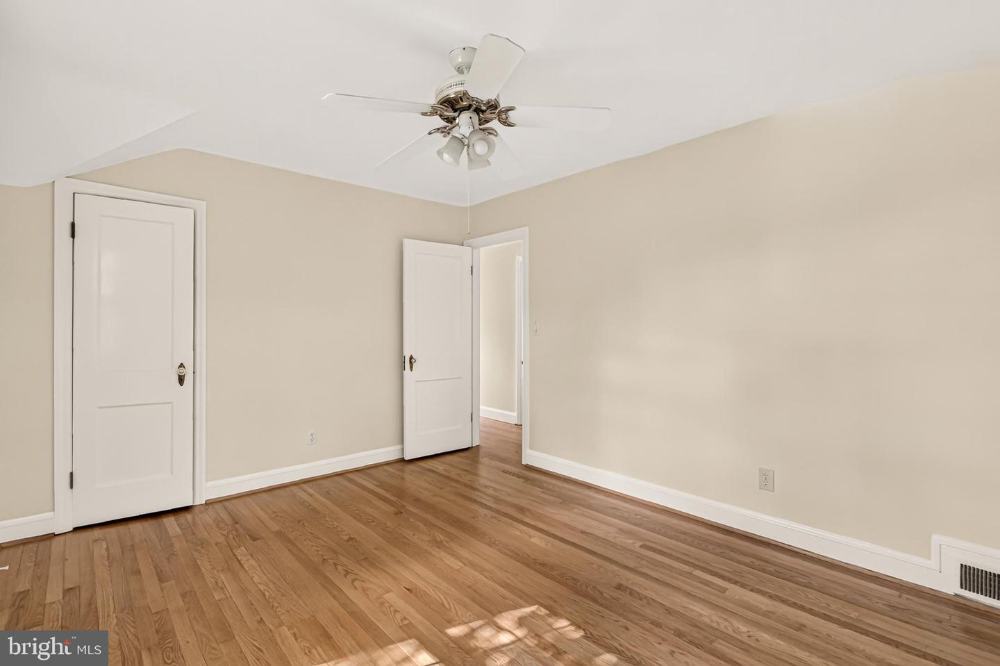 204 S Abingdon St Property Photo 26