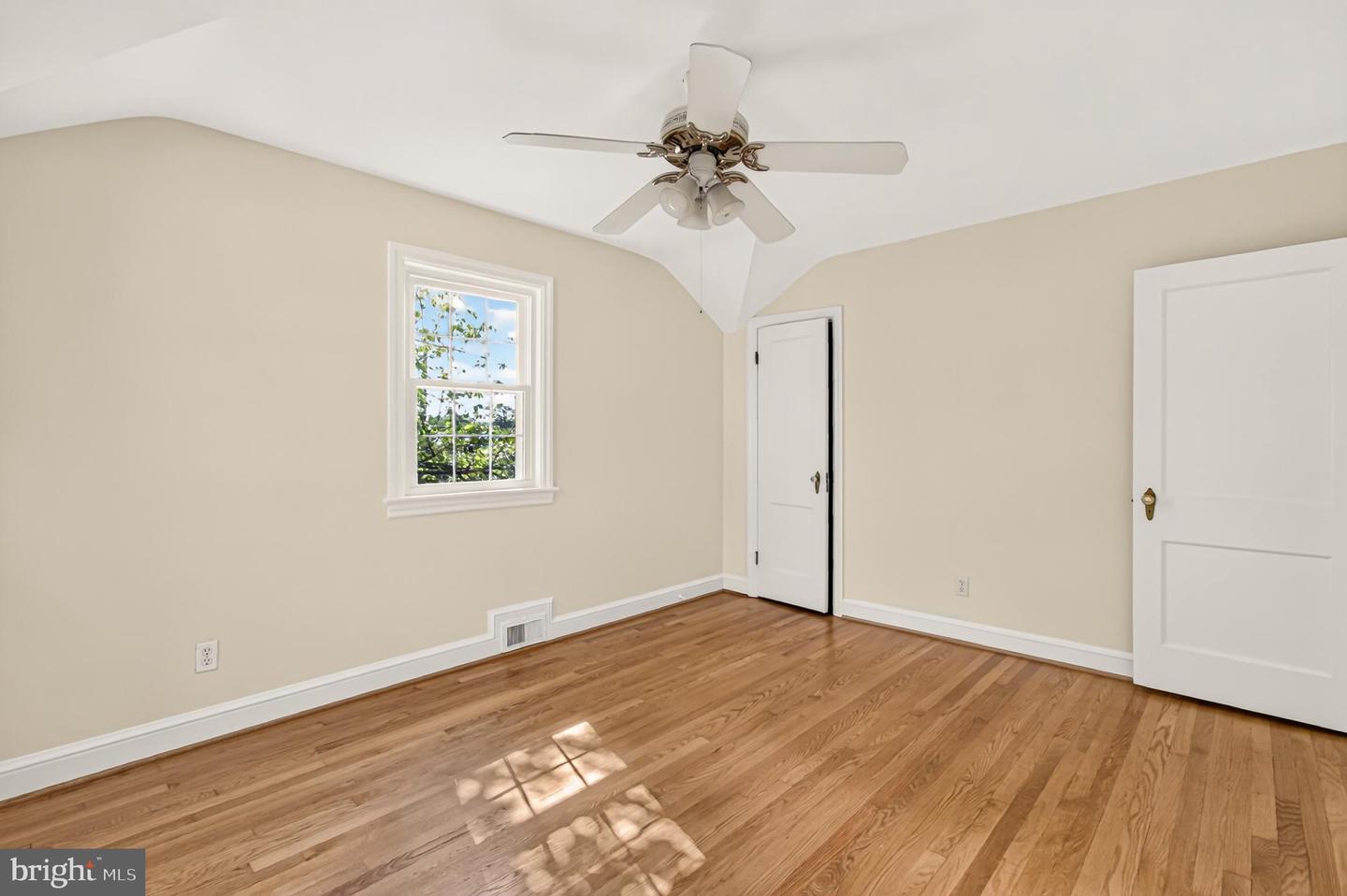 204 S Abingdon St Property Photo 27